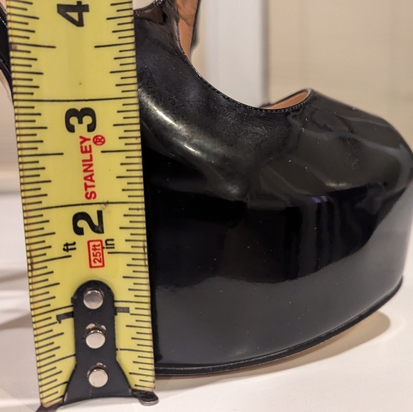 Sky High Ann Creek Strappy Platform Heels - Picture 11 of 12